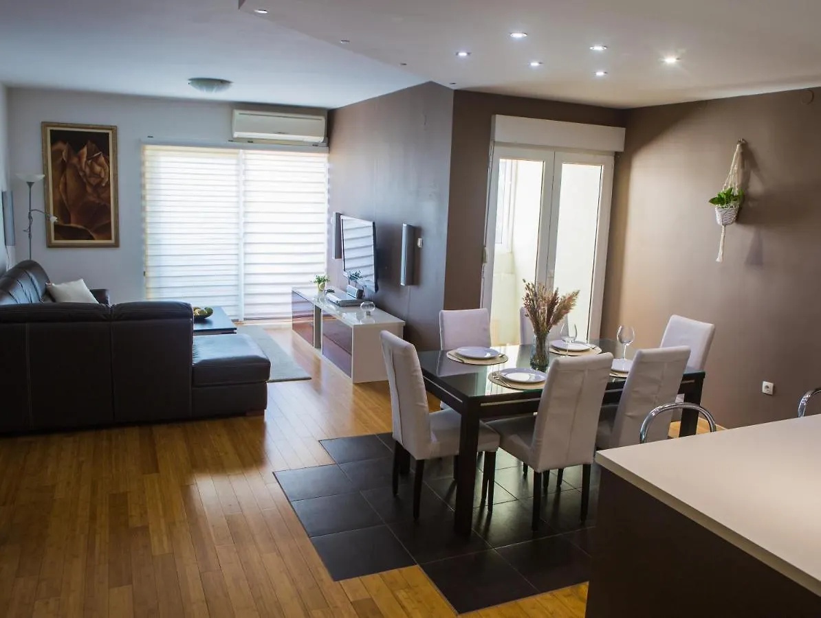 Open Space With Sea View Apartment Split 0*,